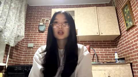 Snapshot of denysebernacchi chatting on 10-03-25, 01:08 Emma online show from 10-03-25, 01:08