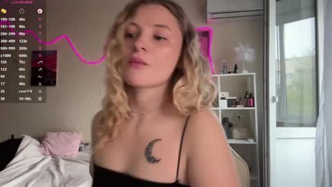 Vi  Victoria online show from 04-30-26, 12:00