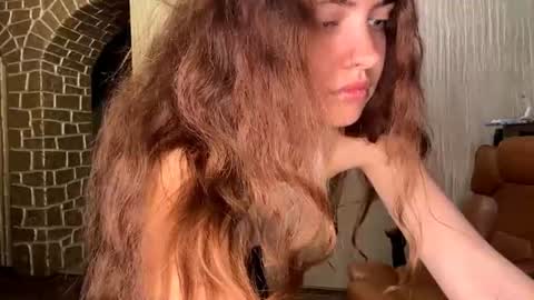 Snapshot of deonnamitcheltree chatting on 06-15-26, 08:00 Eva online show from 06-15-26, 08:00