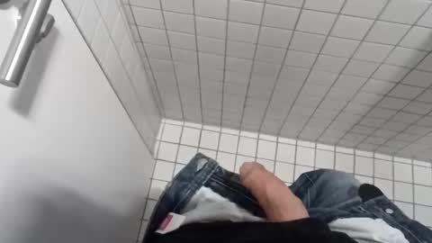 Snapshot of der_wanderer12 chatting on 02-23-26, 06:55 der_wanderer12 online show from 02-23-26, 06:55