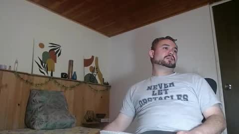 Snapshot of dereck_mills3 chatting on 01-08-26, 11:51 Dereck Mills3 online show from 01-08-26, 11:51