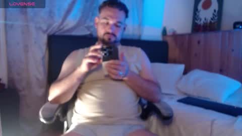 Snapshot of dereck_mills3 chatting on 02-23-26, 03:37 Dereck Mills3 online show from 02-23-26, 03:37