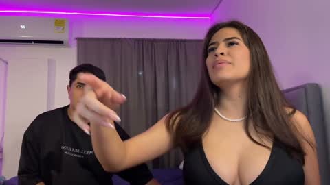 Snapshot of dereckbrownn chatting on 01-26-25, 08:13 Dereck online show from 01-26-25, 08:13