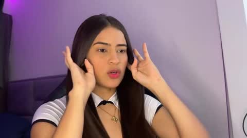 Snapshot of dereckbrownn chatting on 02-23-25, 10:31 Dereck online show from 02-23-25, 10:31