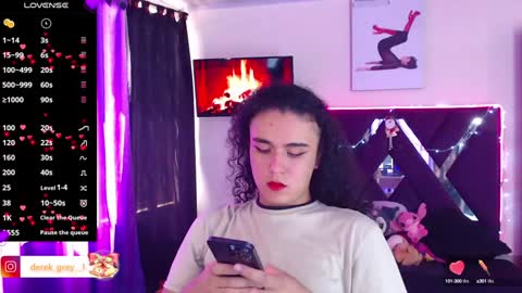 derek grey online show from 12-17-24, 06:09