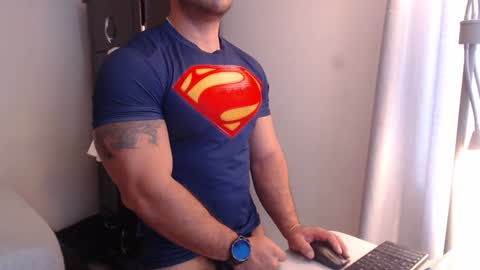 Snapshot of derek_group chatting on 01-05-25, 12:53 Derek online show from 01-05-25, 12:53
