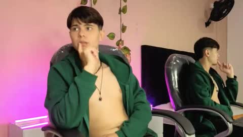 derek_sinn online show from 02-04-26, 05:52