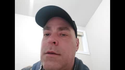 Snapshot of derf007 chatting on 02-26-25, 12:25 derf007 online show from 02-26-25, 12:25