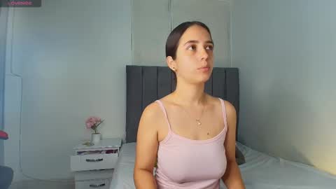 derly_cuervo703031 online show from 11-06-25, 04:41