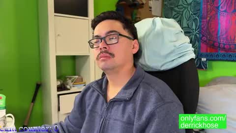 Snapshot of derrick_hose chatting on 01-11-25, 03:52 Derrick Hose online show from 01-11-25, 03:52