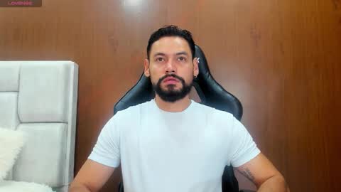 DerryBigger CM online show from 10-11-25, 07:01