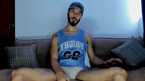 Snapshot of derrymaster chatting on 09-15-25, 03:12 JhimyMaster online show from 09-15-25, 03:12