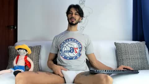 Snapshot of derrymaster chatting on 02-28-26, 02:51 JhimyMaster online show from 02-28-26, 02:51