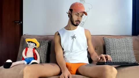 Snapshot of derrymaster chatting on 03-05-26, 02:13 JhimyMaster online show from 03-05-26, 02:13