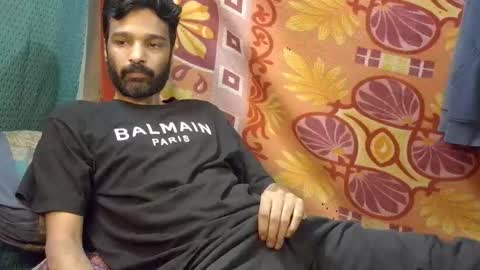 desi_boy799417 online show from 03-12-26, 08:37