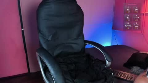 NTMY guys im a kinda desi from Medellin  online show from 05-02-26, 08:14