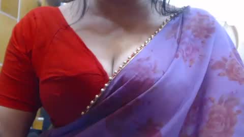 Maisa online show from 06-18-26, 05:17