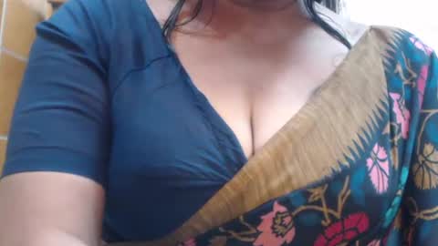 Maisa online show from 06-22-26, 05:54