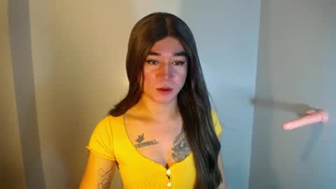 Snapshot of desirable_lorinexx chatting on 12-25-24, 09:56 LORINE online show from 12-25-24, 09:56