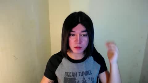 Snapshot of desirable_lorinexx chatting on 01-28-25, 01:18 LORINE online show from 01-28-25, 01:18