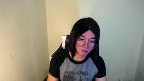 Snapshot of desirable_lorinexx chatting on 02-02-25, 08:13 LORINE online show from 02-02-25, 08:13
