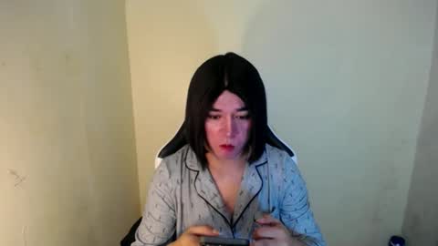 Snapshot of desirable_lorinexx chatting on 02-11-25, 06:33 LORINE online show from 02-11-25, 06:33