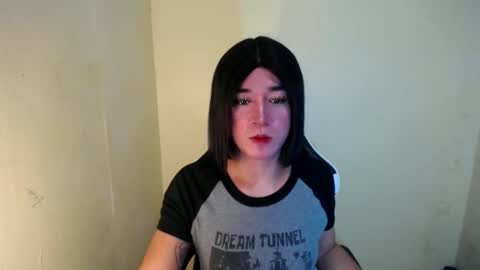 Snapshot of desirable_lorinexx chatting on 02-13-25, 07:10 LORINE online show from 02-13-25, 07:10
