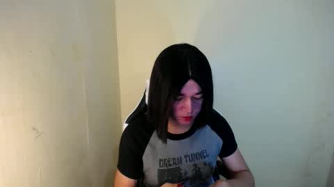 Snapshot of desirable_lorinexx chatting on 02-16-25, 03:26 LORINE online show from 02-16-25, 03:26