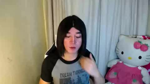 Snapshot of desirable_lorinexx chatting on 02-24-25, 08:27 LORINE online show from 02-24-25, 08:27
