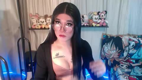 Snapshot of desirable_lorinexx chatting on 09-24-25, 09:29 LORINE online show from 09-24-25, 09:29