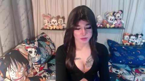 Snapshot of desirable_lorinexx chatting on 10-07-25, 12:30 LORINE online show from 10-07-25, 12:30