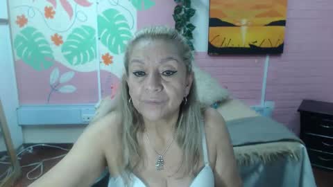 VALERIA online show from 04-11-26, 03:16