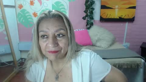 VALERIA online show from 04-29-26, 05:41