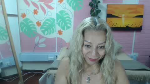 VALERIA online show from 05-04-26, 04:03