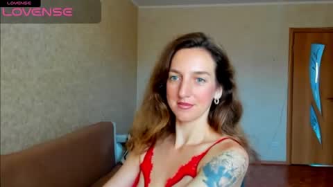 Snapshot of desired_zoya chatting on 06-28-26, 02:28 desired zoya online show from 06-28-26, 02:28