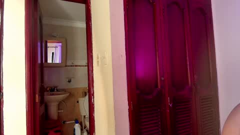 TORI AND MR. BEAR online show from 12-29-24, 06:16