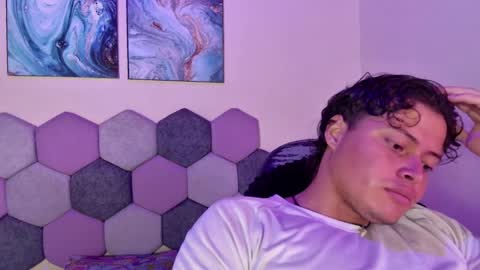 TORI AND MR. BEAR online show from 10-04-25, 06:28