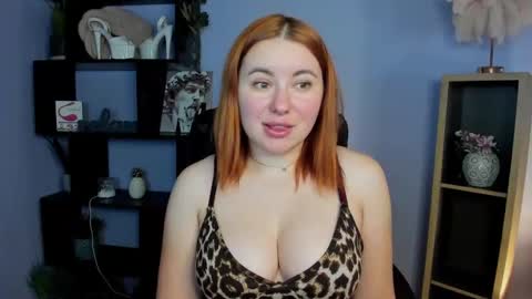 Snapshot of desirelayla chatting on 12-08-24, 11:14 LAYLA online show from 12-08-24, 11:14