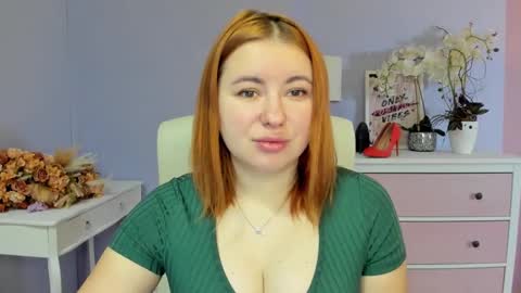 Snapshot of desirelayla chatting on 12-29-24, 07:28 LAYLA online show from 12-29-24, 07:28