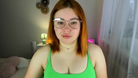 Snapshot of desirelayla chatting on 02-10-25, 07:15 LAYLA online show from 02-10-25, 07:15