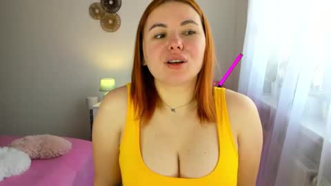 Snapshot of desirelayla chatting on 03-10-25, 10:59 LAYLA online show from 03-10-25, 10:59