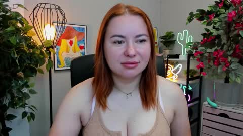 Snapshot of desirelayla chatting on 09-11-25, 06:24 LAYLA online show from 09-11-25, 06:24