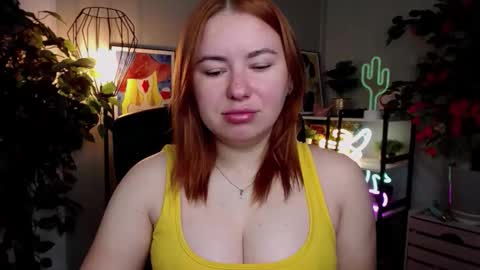 Snapshot of desirelayla chatting on 09-16-25, 06:25 LAYLA online show from 09-16-25, 06:25