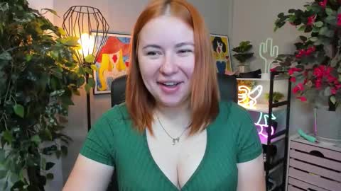 Snapshot of desirelayla chatting on 09-19-25, 06:26 LAYLA online show from 09-19-25, 06:26