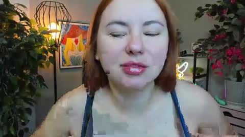 Snapshot of desirelayla chatting on 10-04-25, 06:22 LAYLA online show from 10-04-25, 06:22