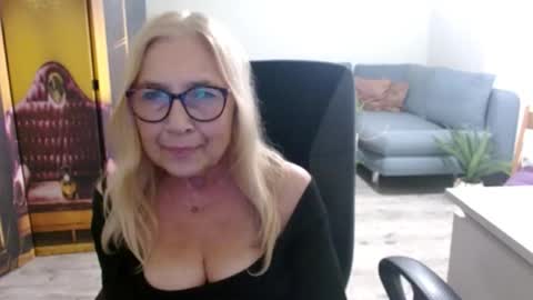 S O F I A online show from 10-24-25, 02:24