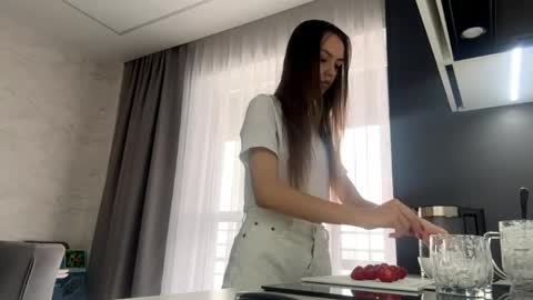 Ksenia online show from 05-08-26, 02:50