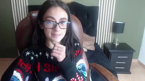 Snapshot of desiring__angel chatting on 12-04-24, 09:07 Desiring Angel online show from 12-04-24, 09:07