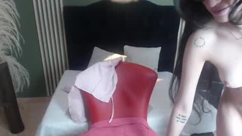 Snapshot of desiring__angel chatting on 01-23-25, 09:39 Desiring Angel online show from 01-23-25, 09:39