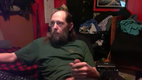 Snapshot of desolation2012 chatting on 02-01-25, 06:43 desolation2012 online show from 02-01-25, 06:43